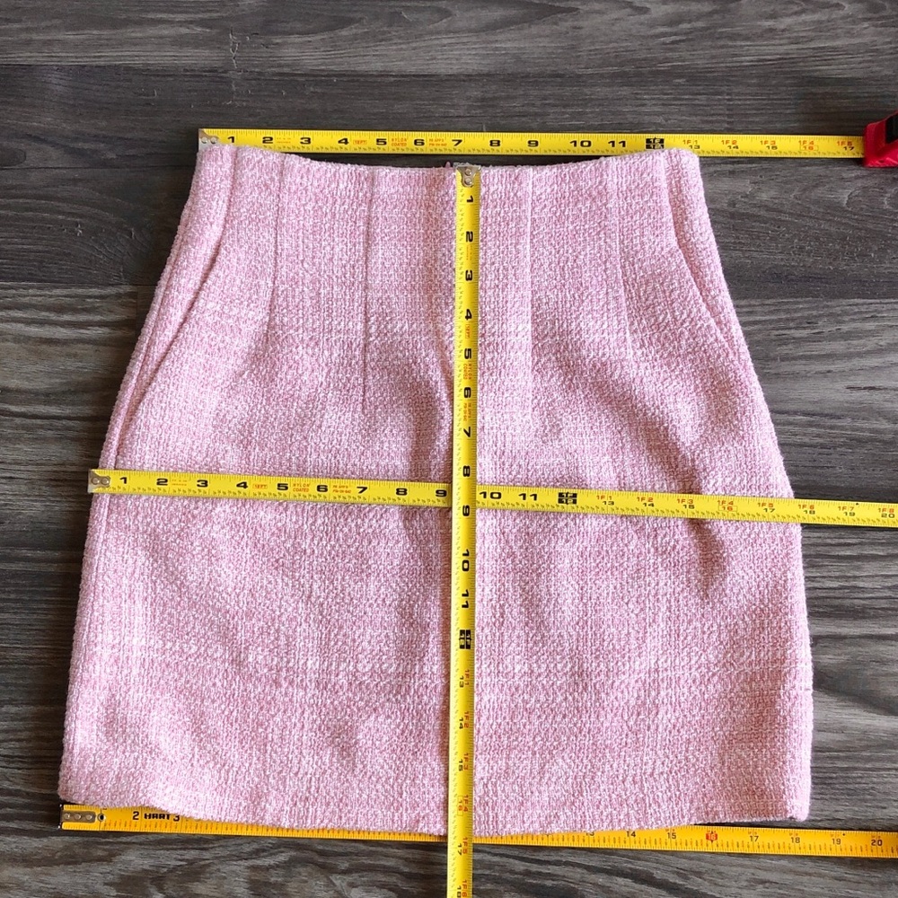 Aritzia Babaton Kinsley Skirt Pink Mini Tweed 4 95888 - Picture 12 of 12